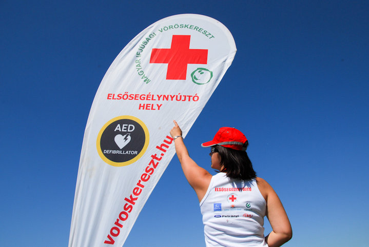 Önkéntes programot indított a Magyar Vöröskereszt