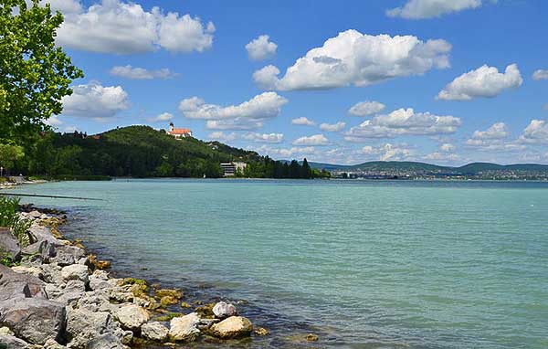 Megrendezik szombaton a Balaton-átúszást