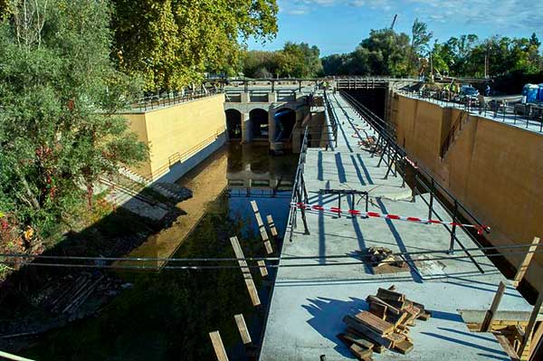 Átadták a bajai Ferenc-csatorna felújított hídját