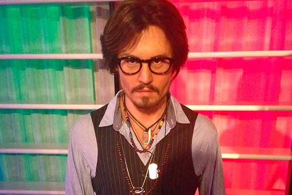 Johnny Depp és a rockgitáros Jeff Beck együttes albumon dolgozik